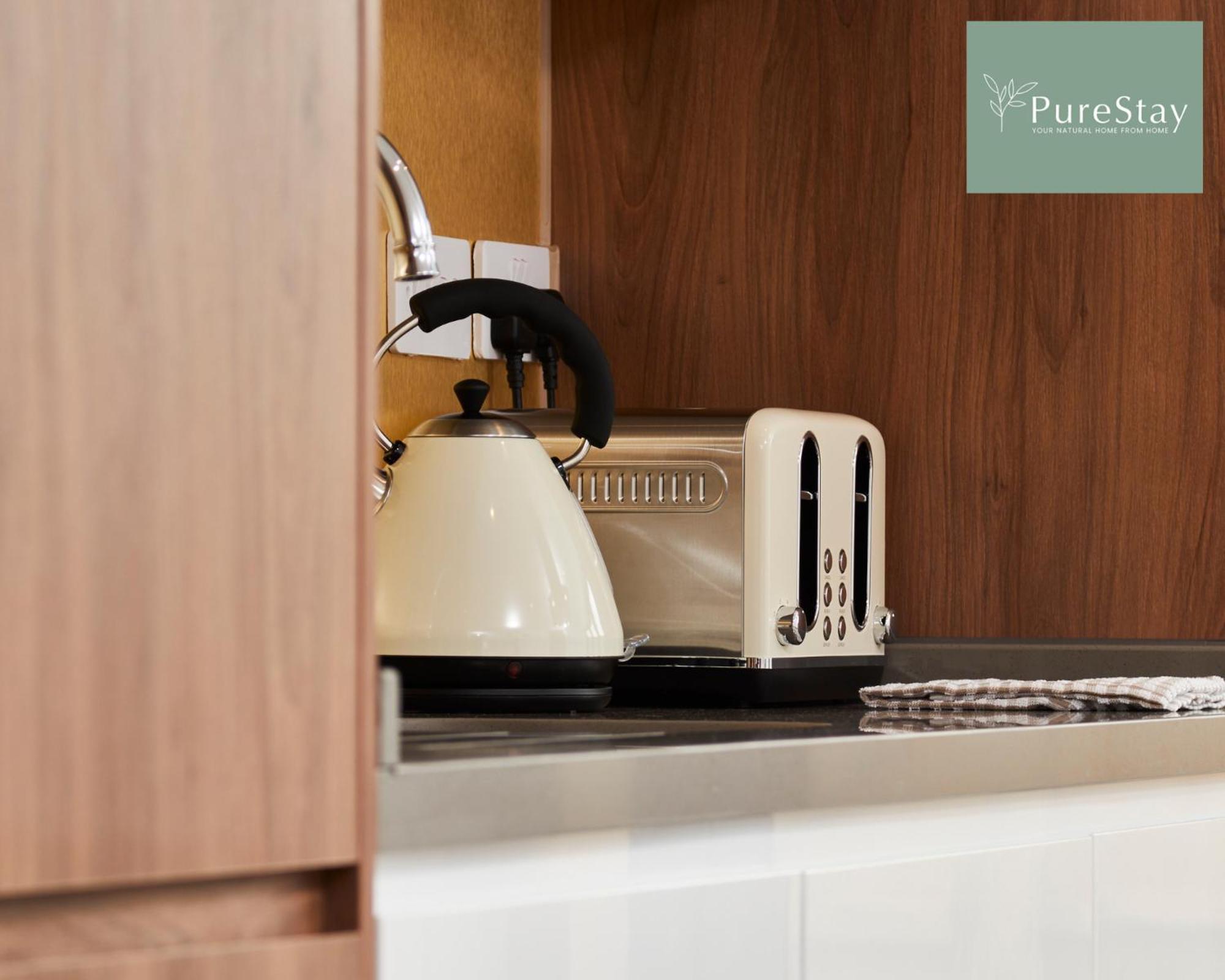 Stunning 5 Bed Manchester House With Parking By Purestay Short Lets & Serviced Accommodation Kültér fotó
