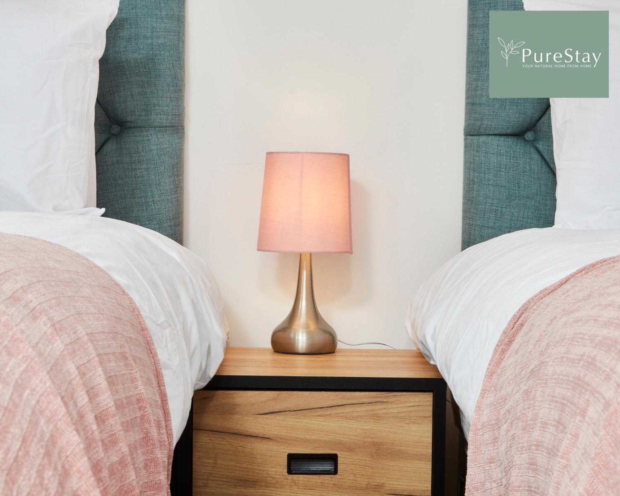 Stunning 5 Bed Manchester House With Parking By Purestay Short Lets & Serviced Accommodation Kültér fotó