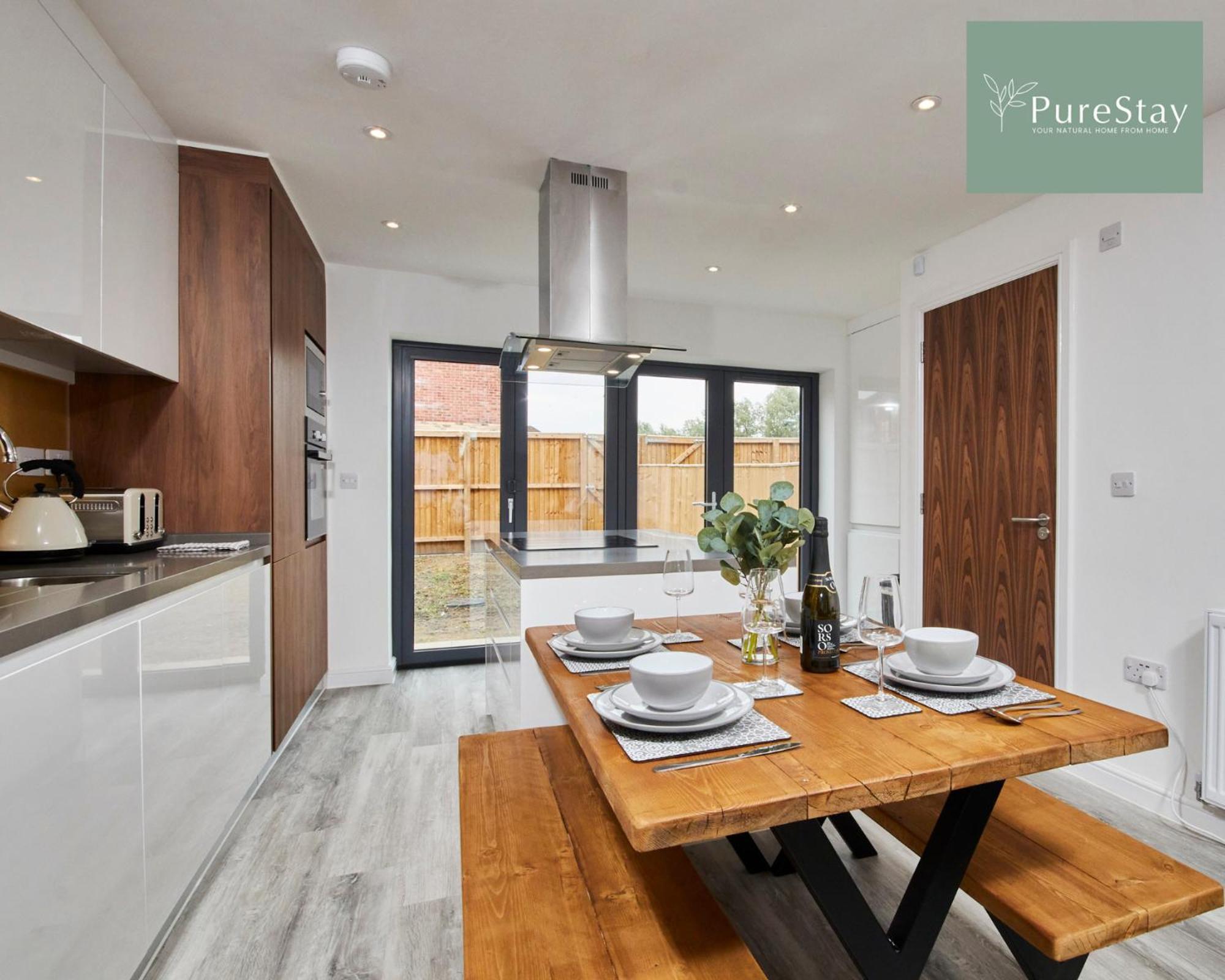 Stunning 5 Bed Manchester House With Parking By Purestay Short Lets & Serviced Accommodation Kültér fotó