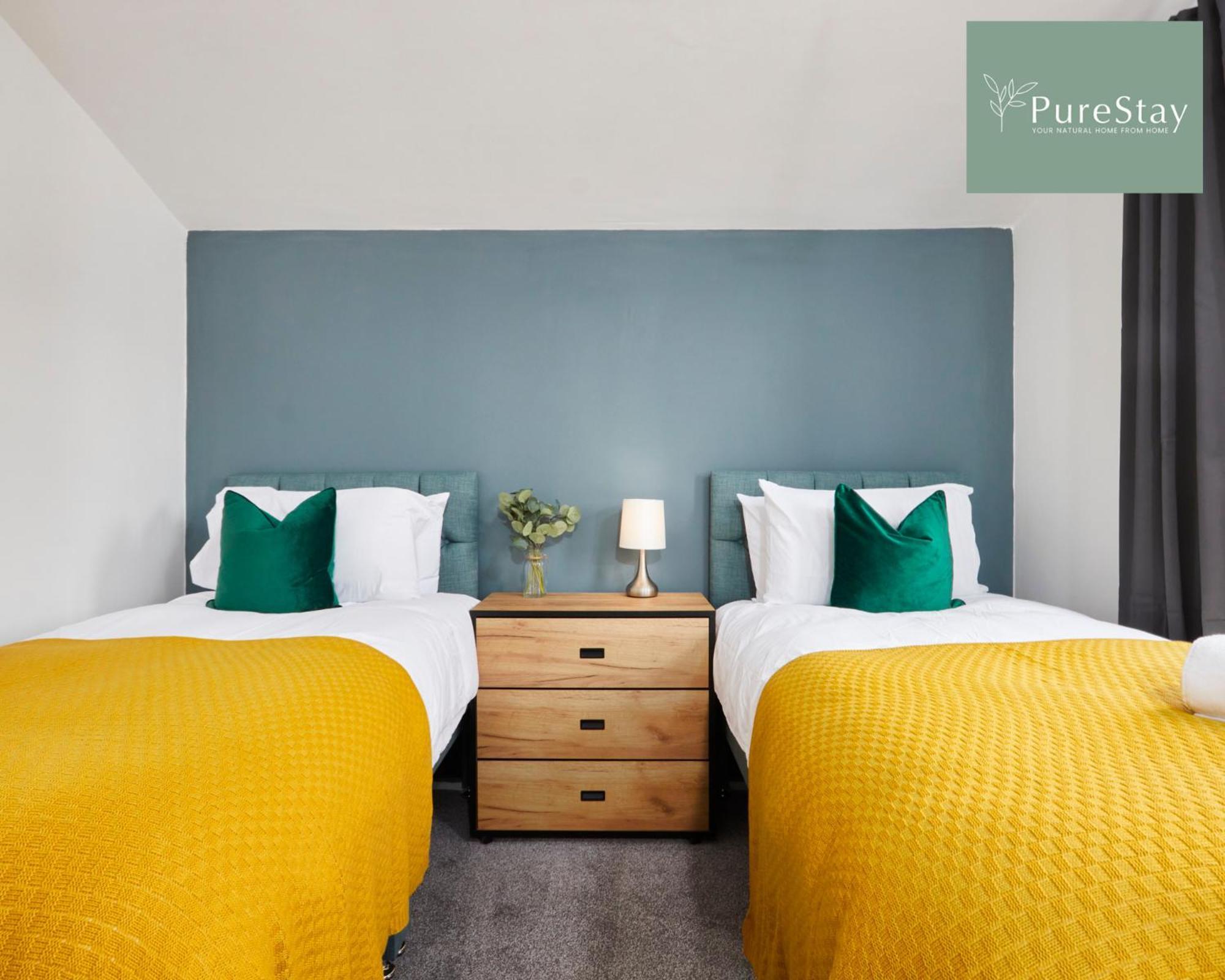 Stunning 5 Bed Manchester House With Parking By Purestay Short Lets & Serviced Accommodation Kültér fotó