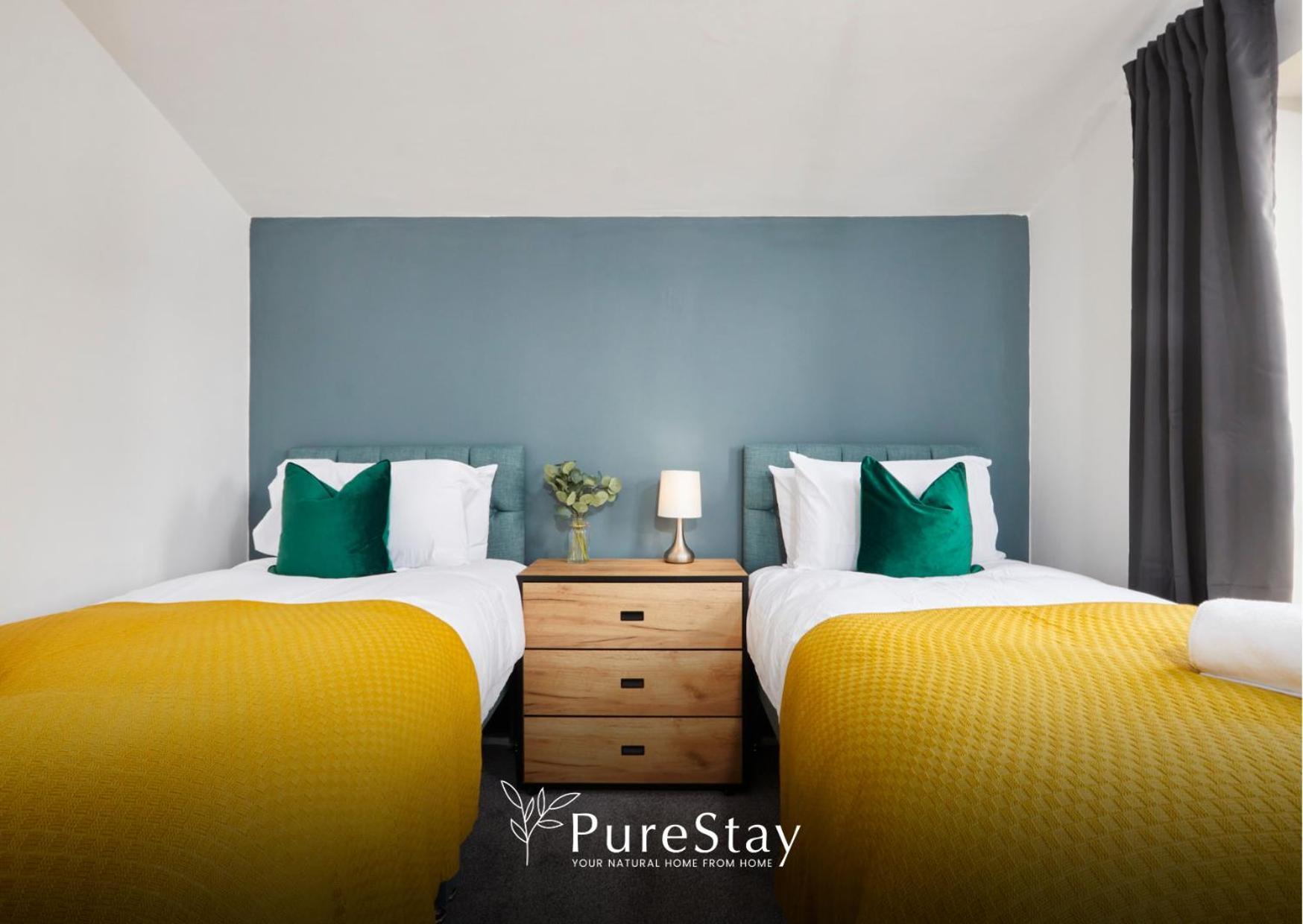 Stunning 5 Bed Manchester House With Parking By Purestay Short Lets & Serviced Accommodation Kültér fotó